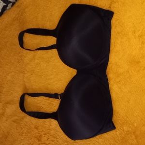 Vanity Fair Black Bra Size 38D